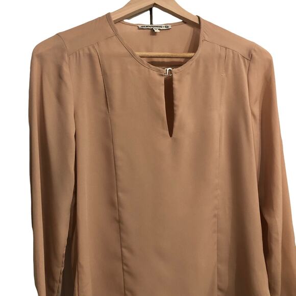 Giuliana Romanno tan camel long sleeve bouse with cut outs SIZE 38 Medium - Picture 2 of 8
